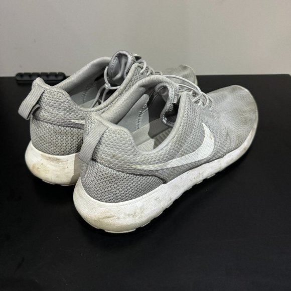 Nike Roshe One Men's Shoes  Wolf Grey/White - Size 10.5 - Picture 5 of 5